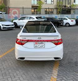 هيونداي أزيرا